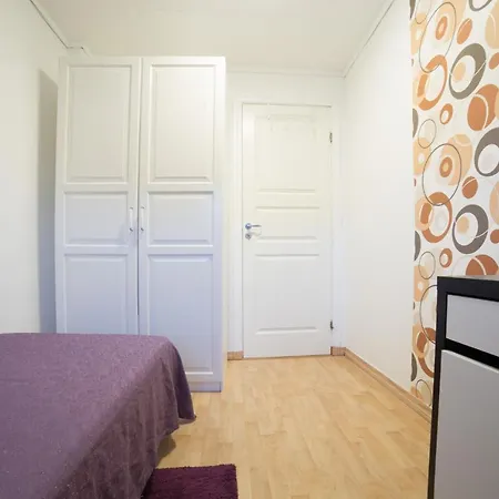 Bed & Breakfast Close To Center - Modern *